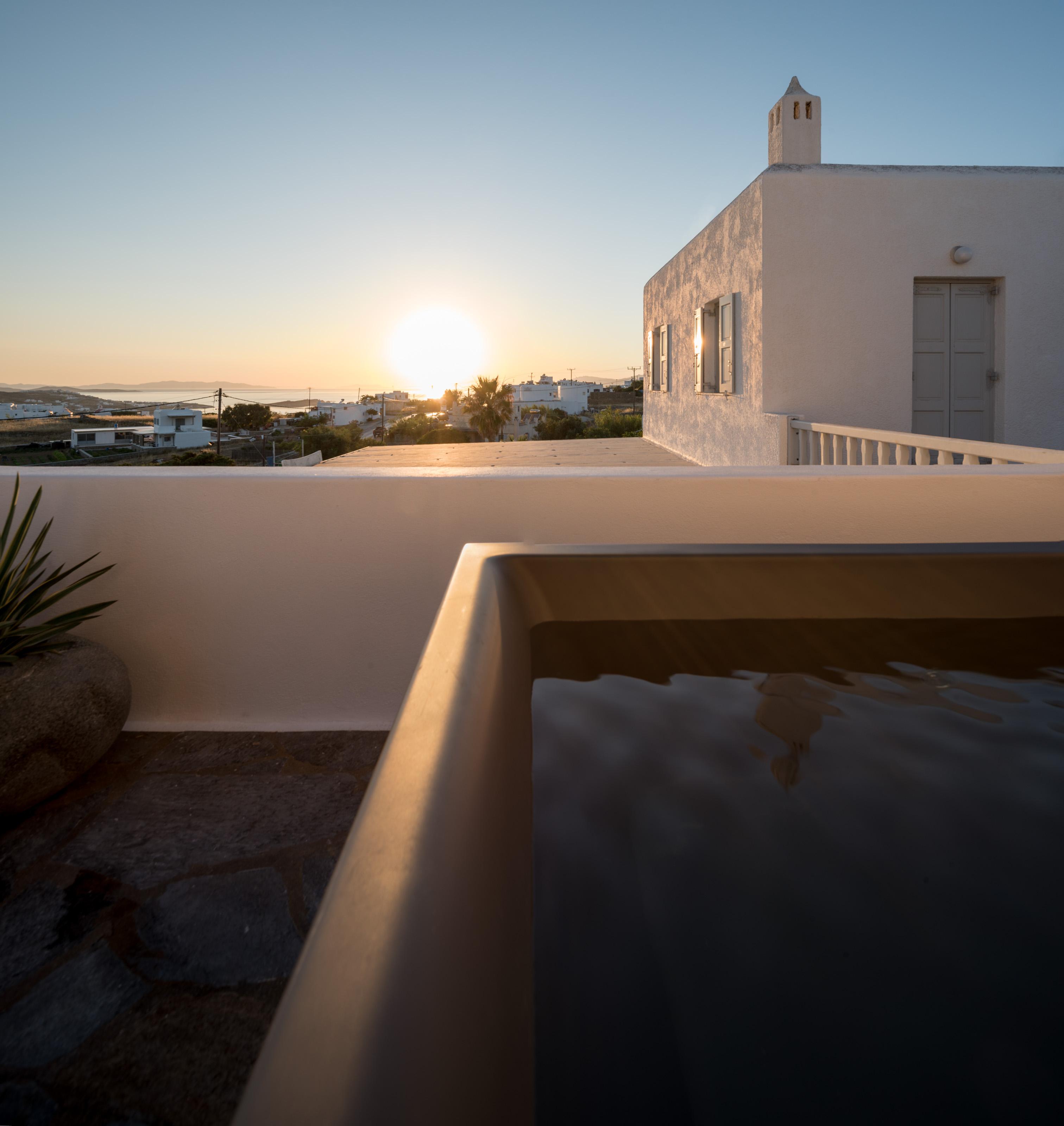 Vrachos Suites Mykonos Mykonos Town Exterior photo
